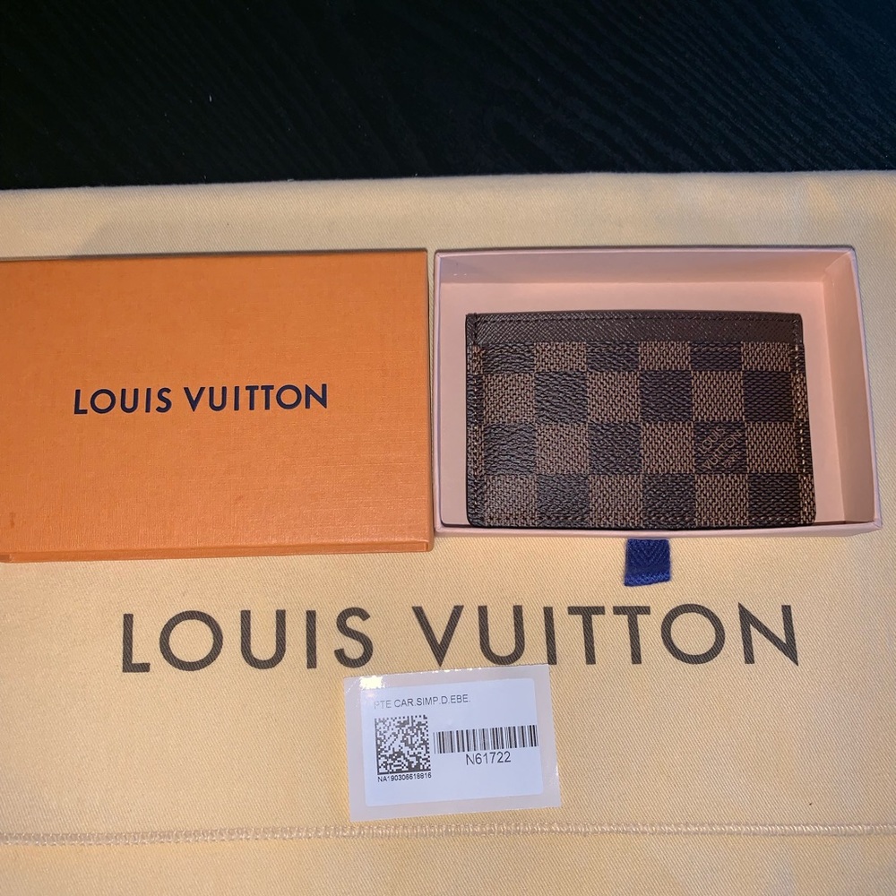 Louis Vuitton Damier Ebene Card holder